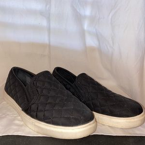 Slip on sneakers